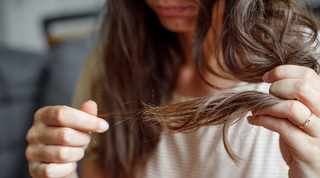 Najboljši izdelki za nego in obnovo poškodovanih las💦