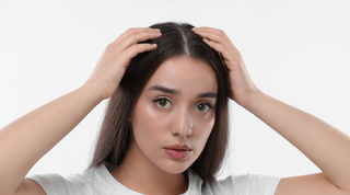 Nežna nega lasišča s prhljajem: tvoja pot do olajšanja🌨️